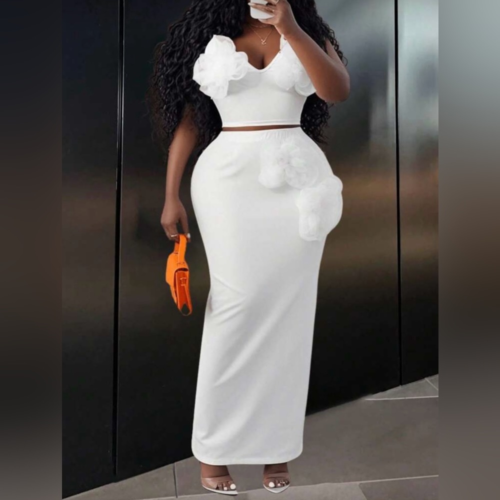 SHEIN White Maxi Skirt with Floral Details